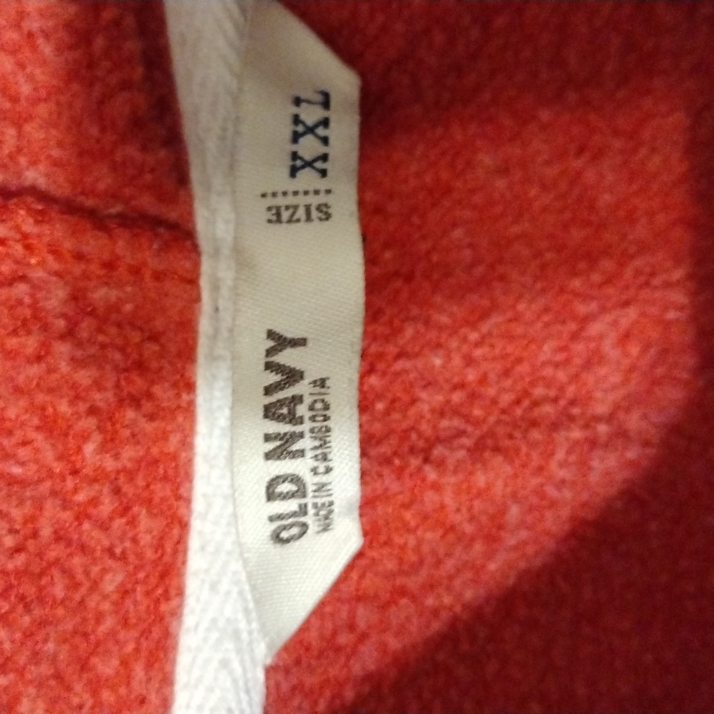Old Navy, women's hooded zipper front sweatshirt in XXL. - Picture 2 of 4